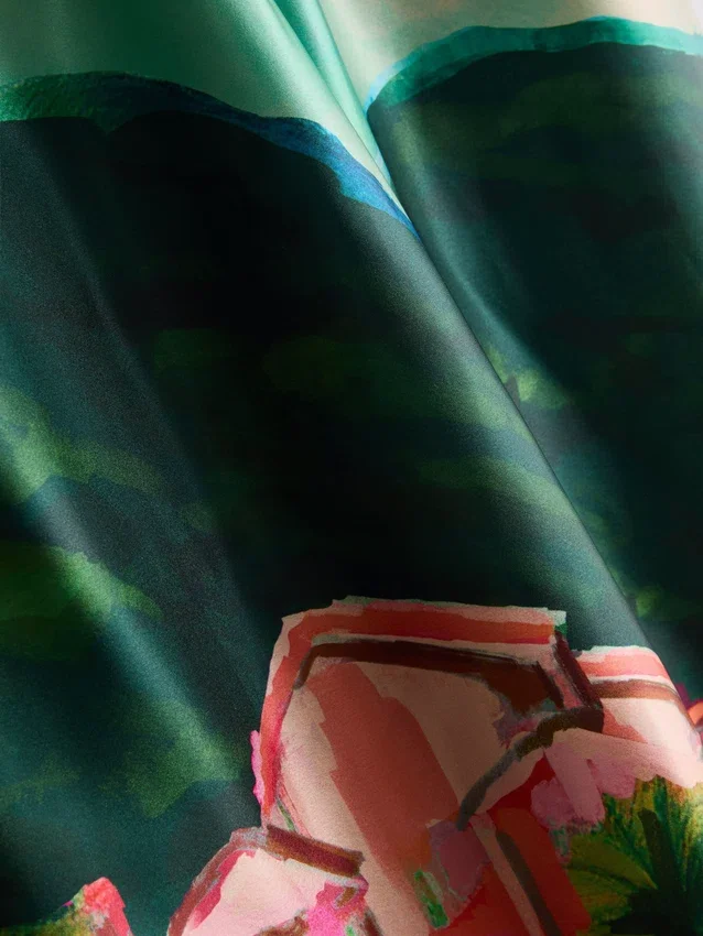 Strandhose aus Satin mit landschaftlichem Print