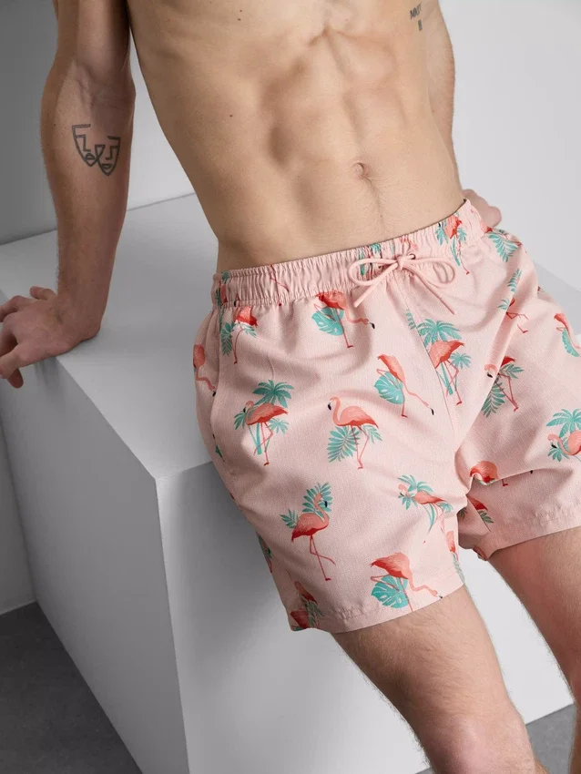 Strandshorts mit Flamingo-Struktur
