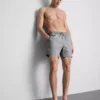 Strandshorts mit Struktur