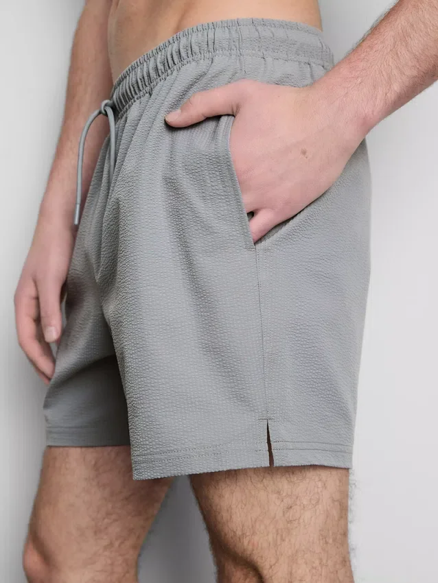 Strandshorts mit Struktur