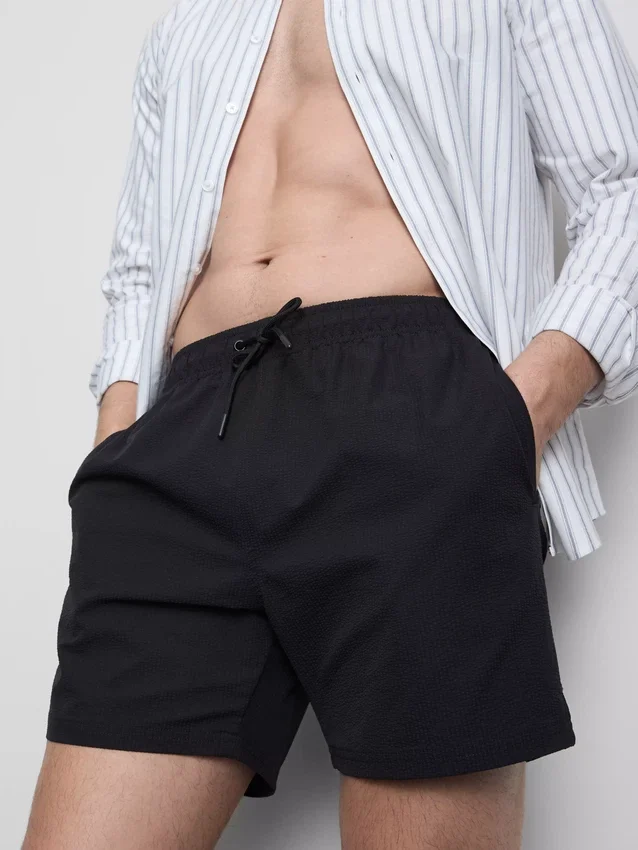Strandshorts mit Struktur