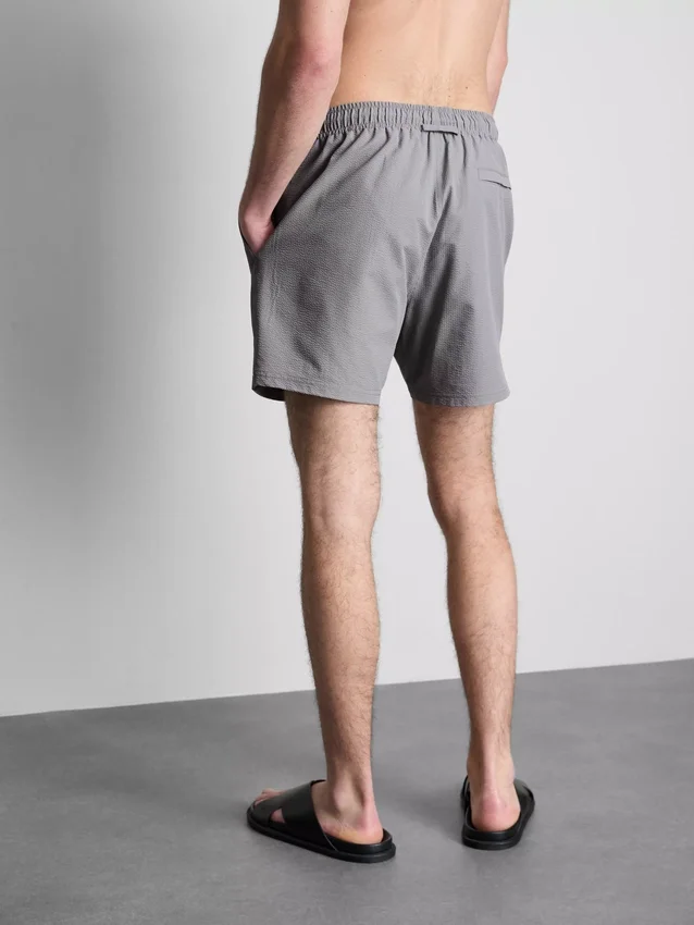 Strandshorts mit Struktur