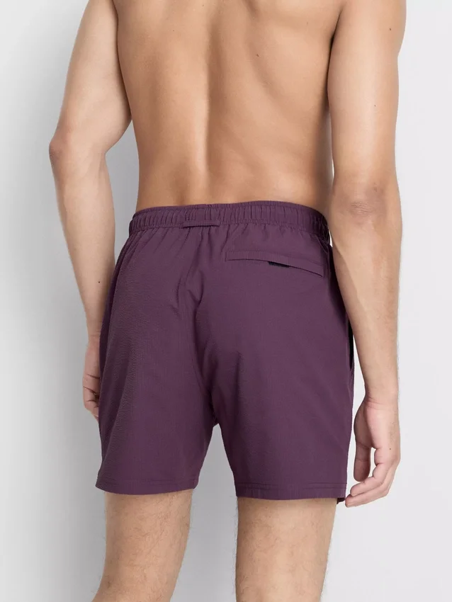 Strandshorts mit Struktur