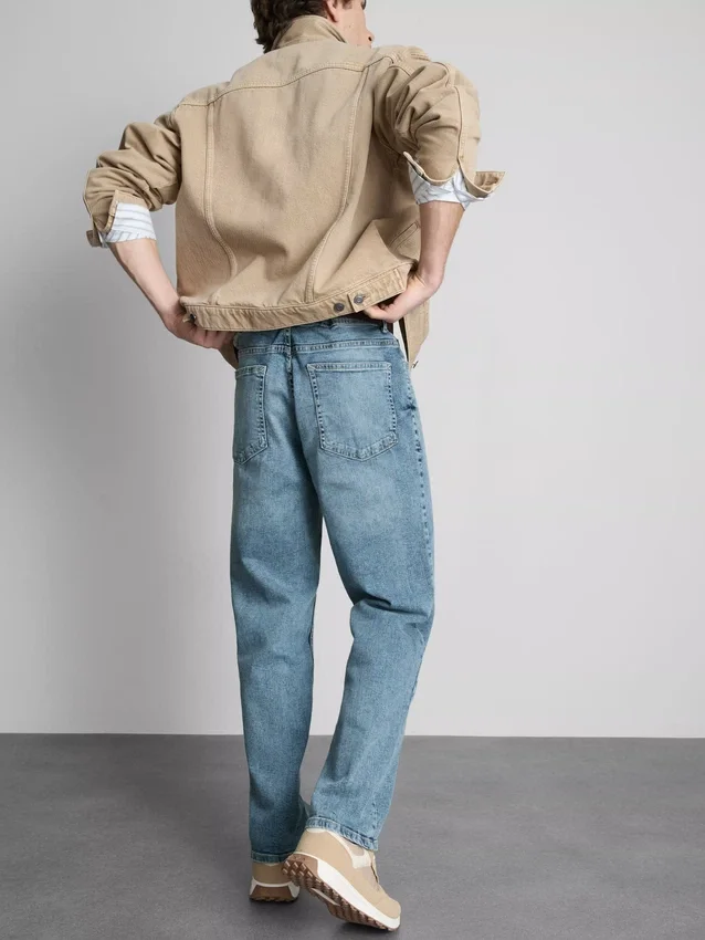 Stretch-Jeans mit geradem Bein