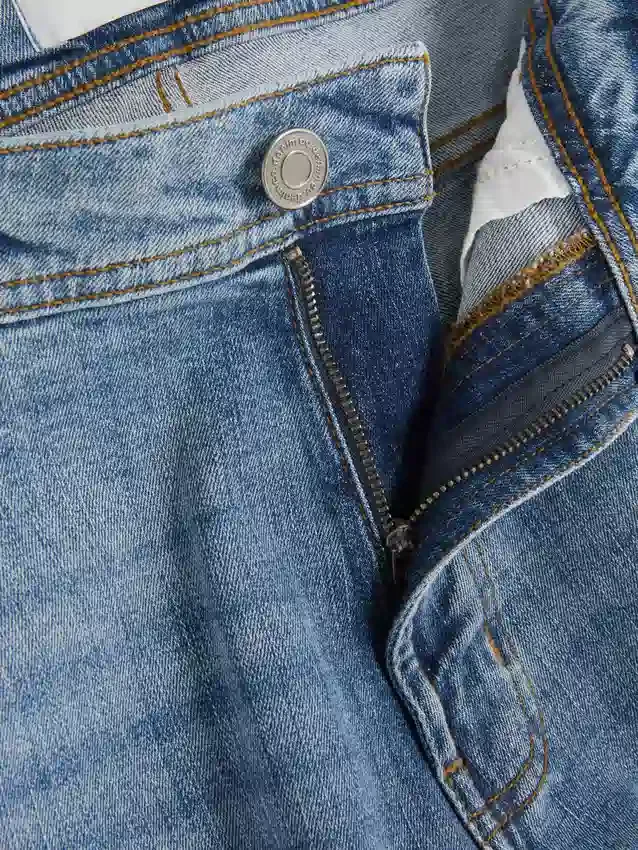 Stretch-Jeans mit geradem Bein