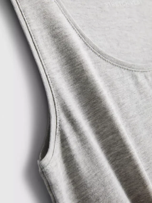 Stretch-Tanktop mit U-Ausschnitt