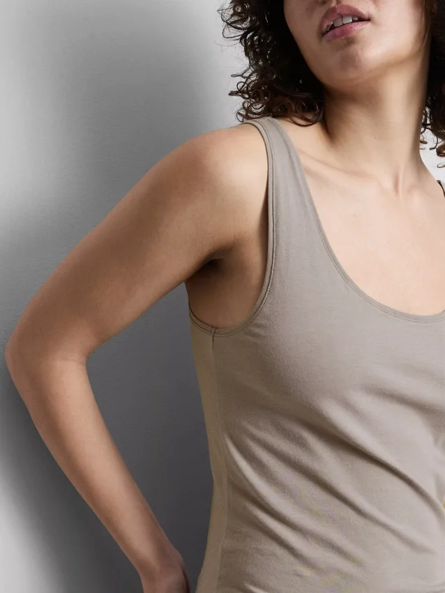 Stretch-Top mit hohem Baumwollanteil
