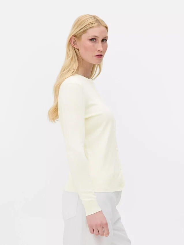 Strickjacke mit Rundhalsausschnitt