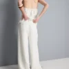 Strukturierte Hose mit weitem Bein