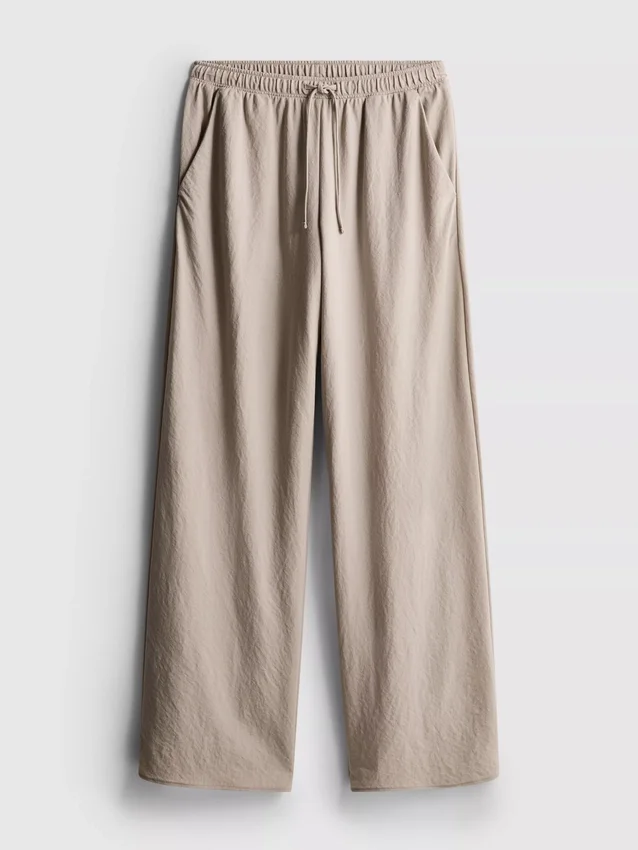 Strukturierte Hose mit weitem Bein