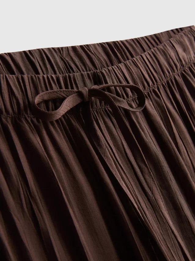 Strukturierte Hose mit weitem Bein und Kordelzug