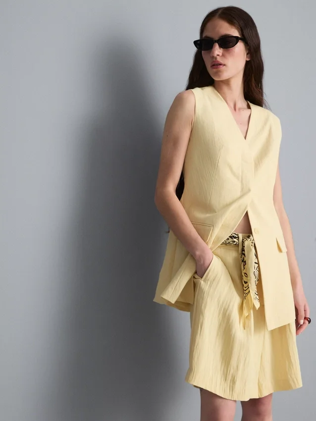 Strukturierte Longline-Weste