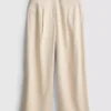 Strukturierte, plissierte Hose mit weitem Bein