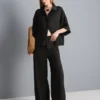 Strukturierte Satin-Hose mit geradem Bein