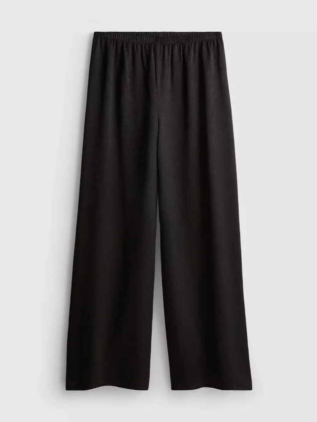 Strukturierte Satin-Hose mit geradem Bein