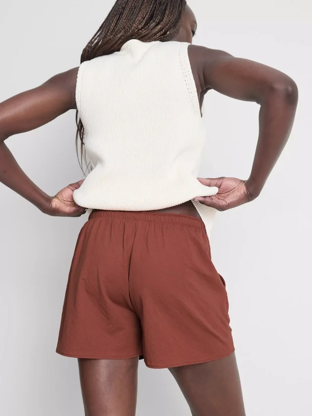 Strukturierte Shorts mit Kordelzug