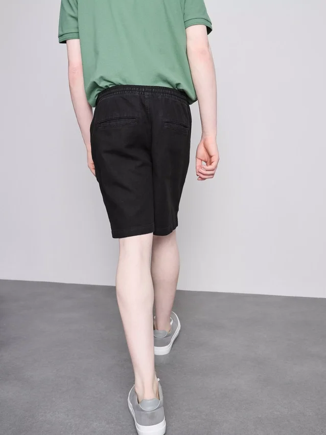Strukturierte Shorts mit Kordelzug