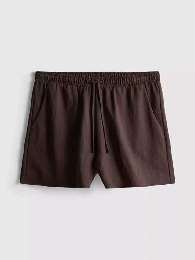 Strukturierte Shorts mit Kordelzug