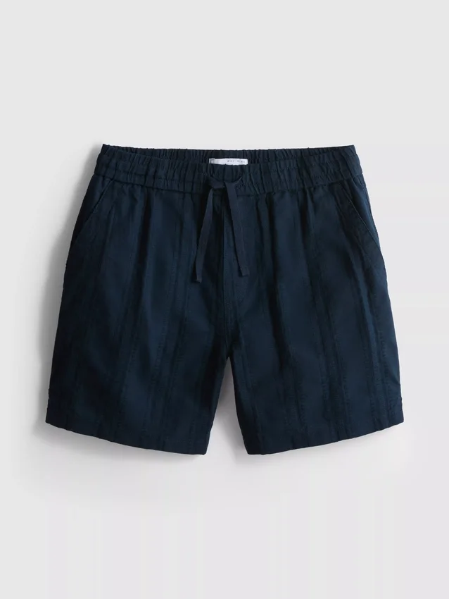 Strukturierte Shorts mit Kordelzug