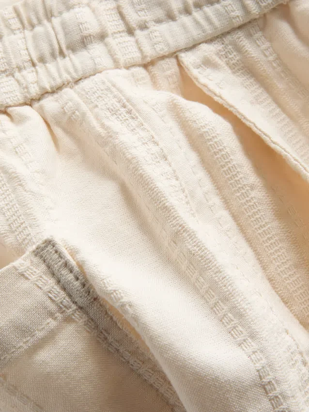 Strukturierte Shorts mit Kordelzug