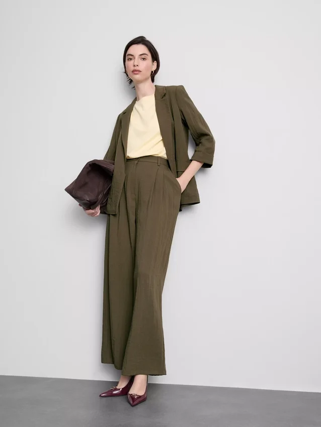 Strukturierter Blazer mit fallendem Revers