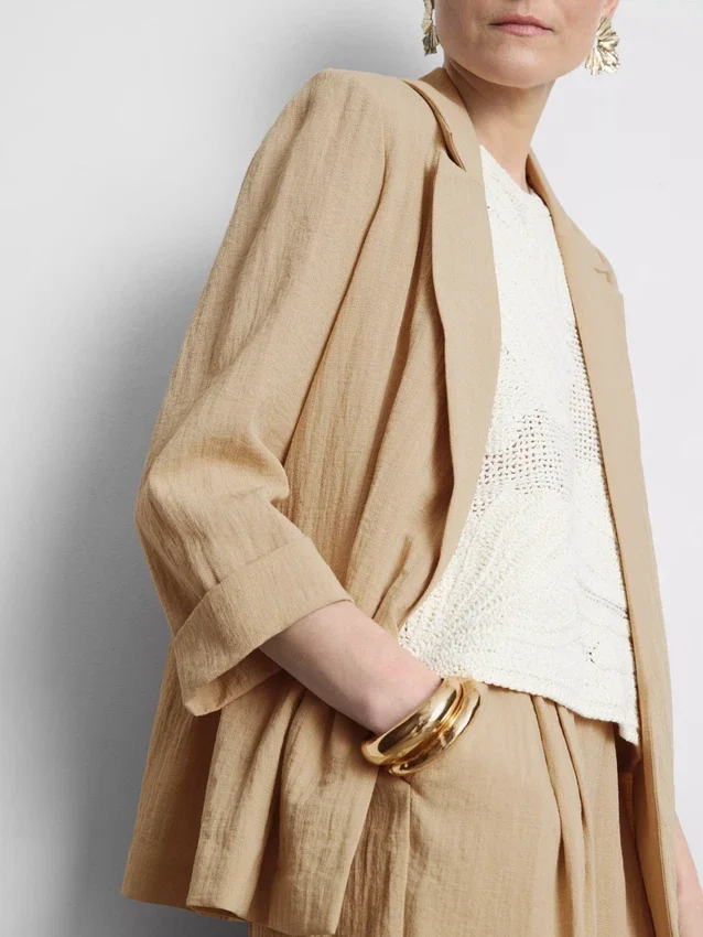 Strukturierter Blazer mit fallendem Revers