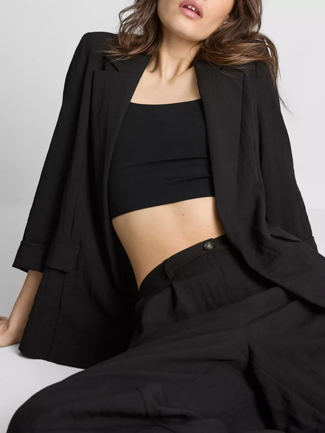 Strukturierter Blazer mit fallendem Revers