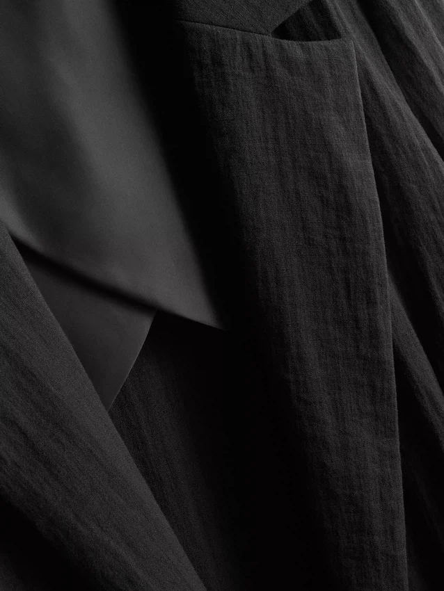 Strukturierter Blazer mit fallendem Revers