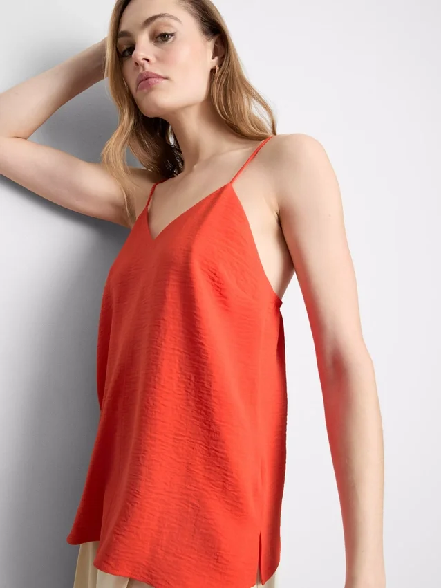 Strukturiertes Airflow-Cami-Top