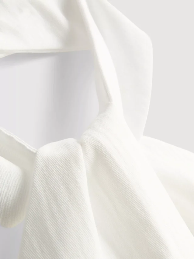 Strukturiertes Halterneck-Top mit Knopfleiste
