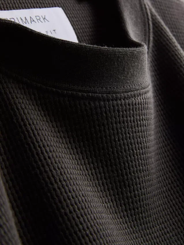 Strukturiertes, kastenförmiges T-Shirt