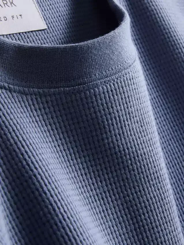 Strukturiertes, kastenförmiges T-Shirt