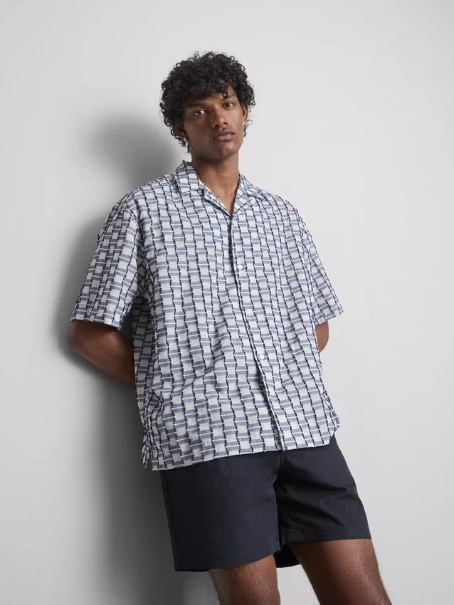 Strukturiertes Revershemd