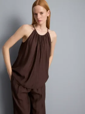 Strukturiertes Trapez-Top mit Neckholder