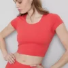 Superweiches Crop-Top mit U-Ausschnitt