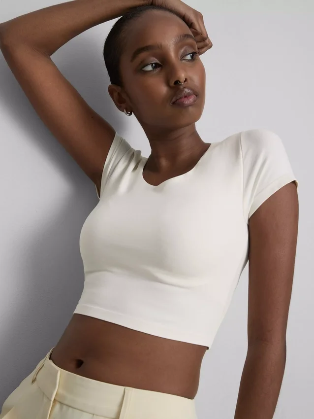 Superweiches Crop-Top mit U-Ausschnitt