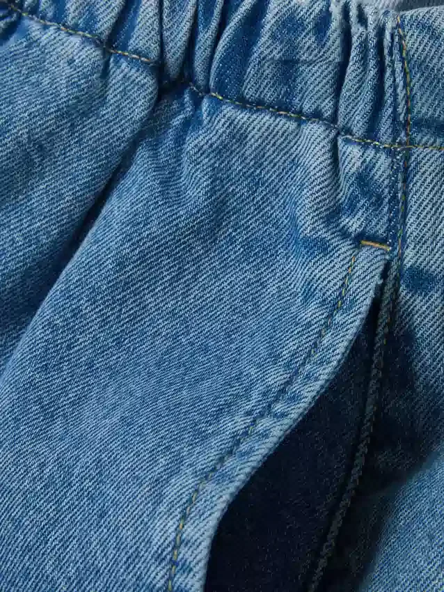 Sweathosen-Jeans mit mittlerer Leibhöhe