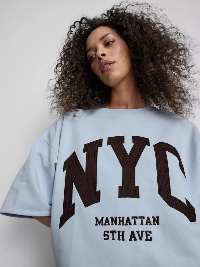 Sweatshirt mit Drop-Sleeves aus baumwollreicher NYC-Kollektion