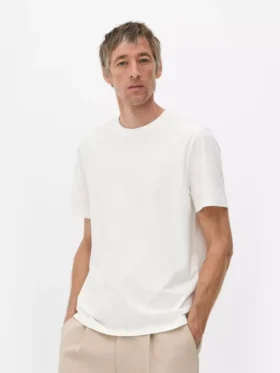 T-Shirt in regulärer Passform