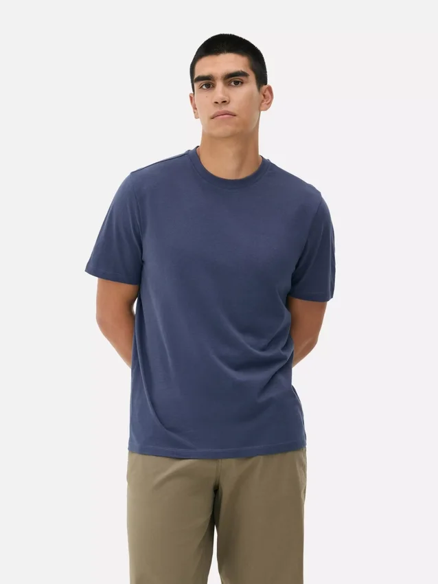 T-Shirt in regulärer Passform