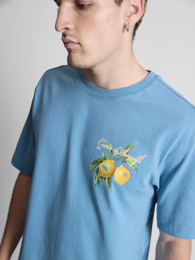T-Shirt mit Amalfi-Zitronen-Motiv