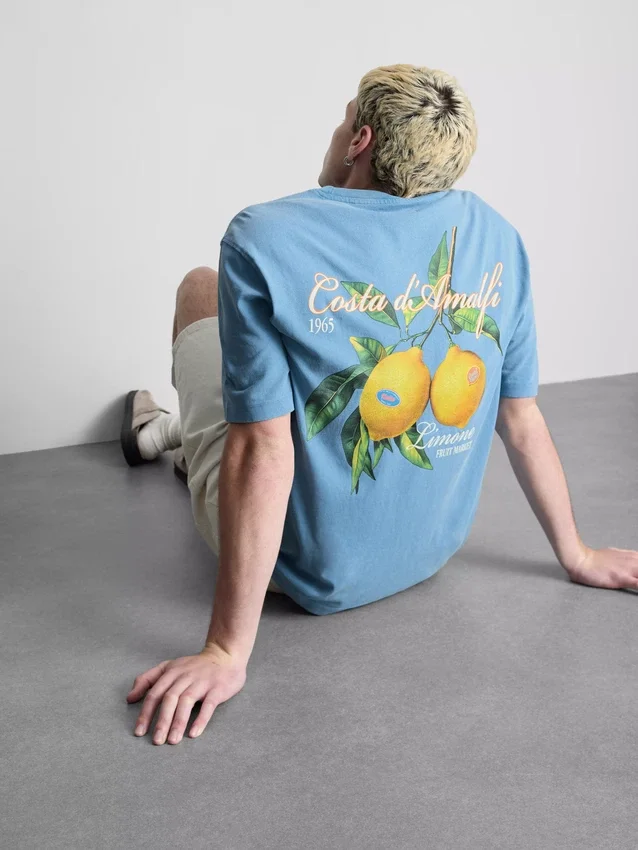 T-Shirt mit Amalfi-Zitronen-Motiv