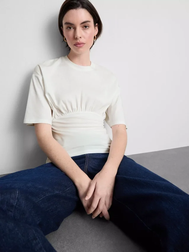 T-Shirt mit Empire-Taille