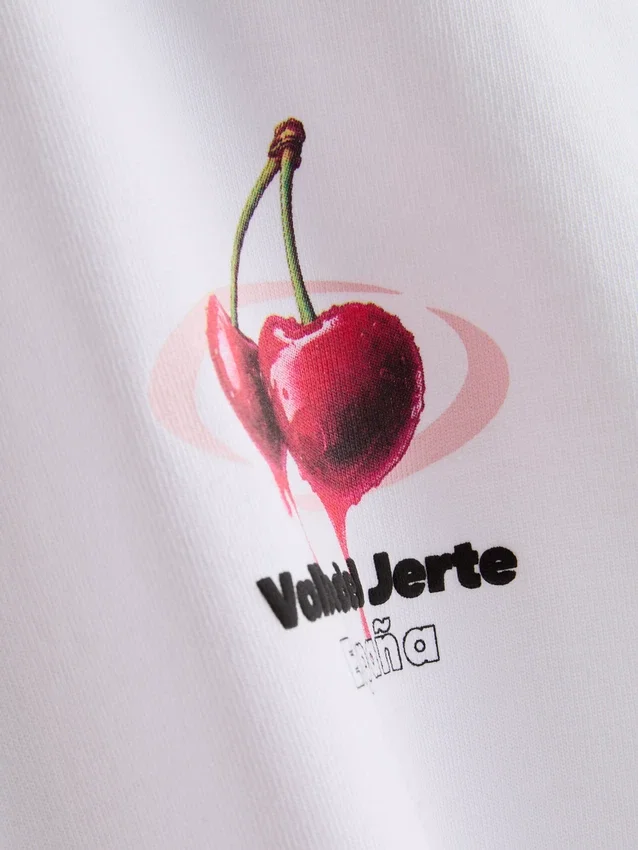 T-Shirt mit Kirschmotiv