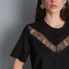 T-Shirt mit Spitzeneinsatz