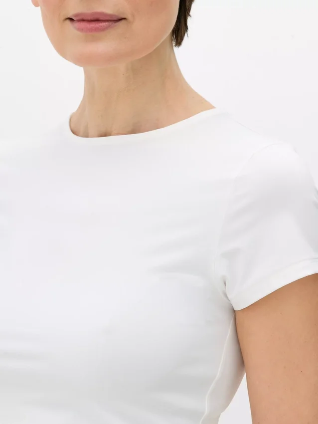 T-Shirt mit V-Ausschnitt