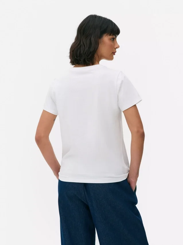 T-Shirt mit V-Ausschnitt