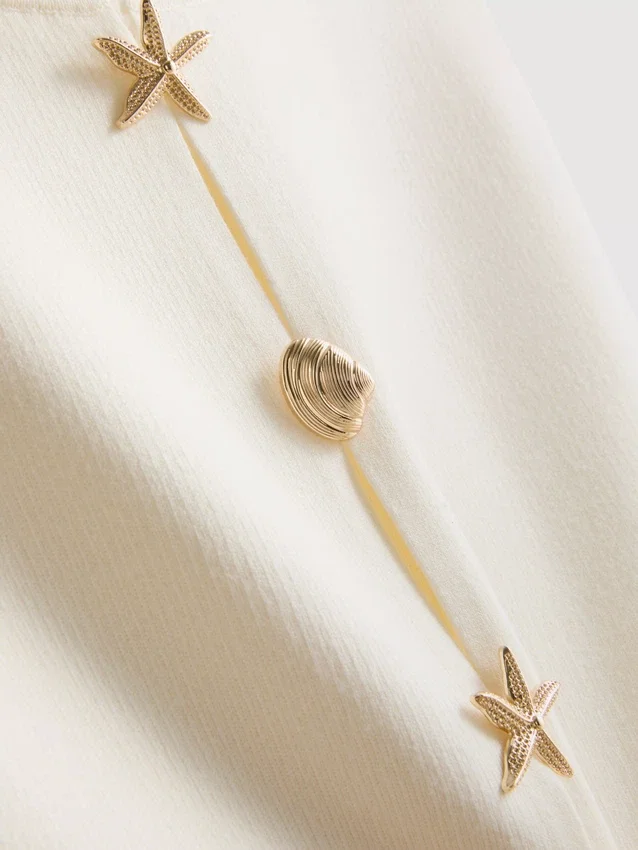 Taillierte Weste mit Knopfleiste