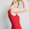 Tanktop mit quadratischem Ausschnitt