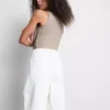 Tanktop mit quadratischem Ausschnitt